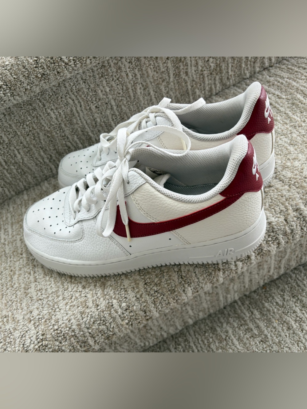 Nike Air Force 1 Low 'White Team Red' Sneakers. Men’s size 10. - Picture 2 of 10